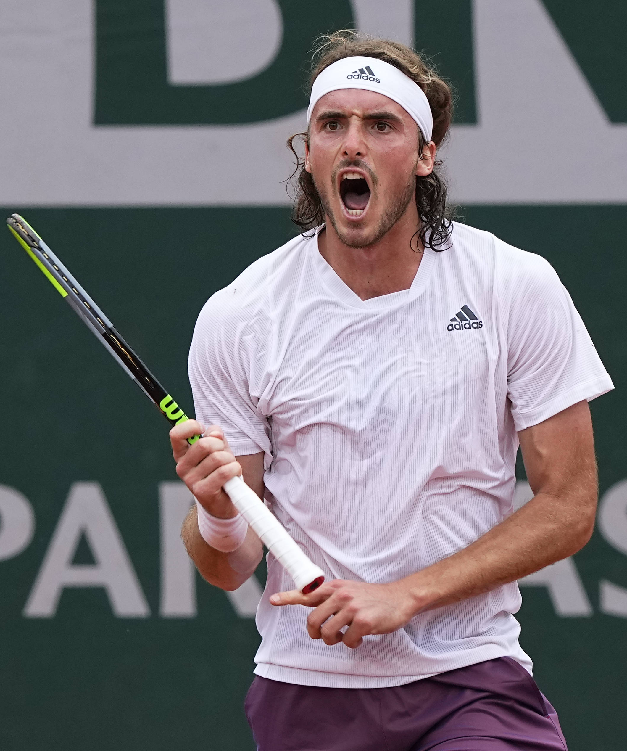 关于澳大利亚网球队爆冷英国网球队，西西帕斯高光表现的信息