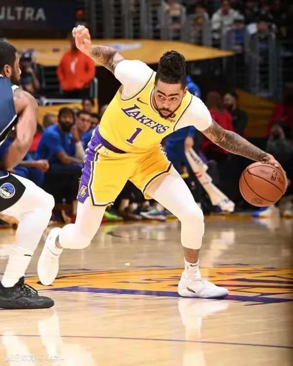 关于掘金绝地反击湖人，拉塞尔高光表现的信息