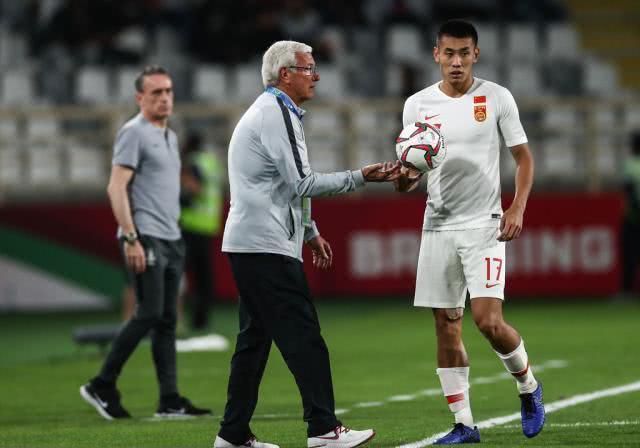 实力碾压!球队在比分上完全掌控对手 实力碾压!球队在比分上完全掌控对手