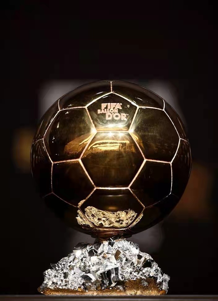 法国联赛悬念重重，球迷心情激动！