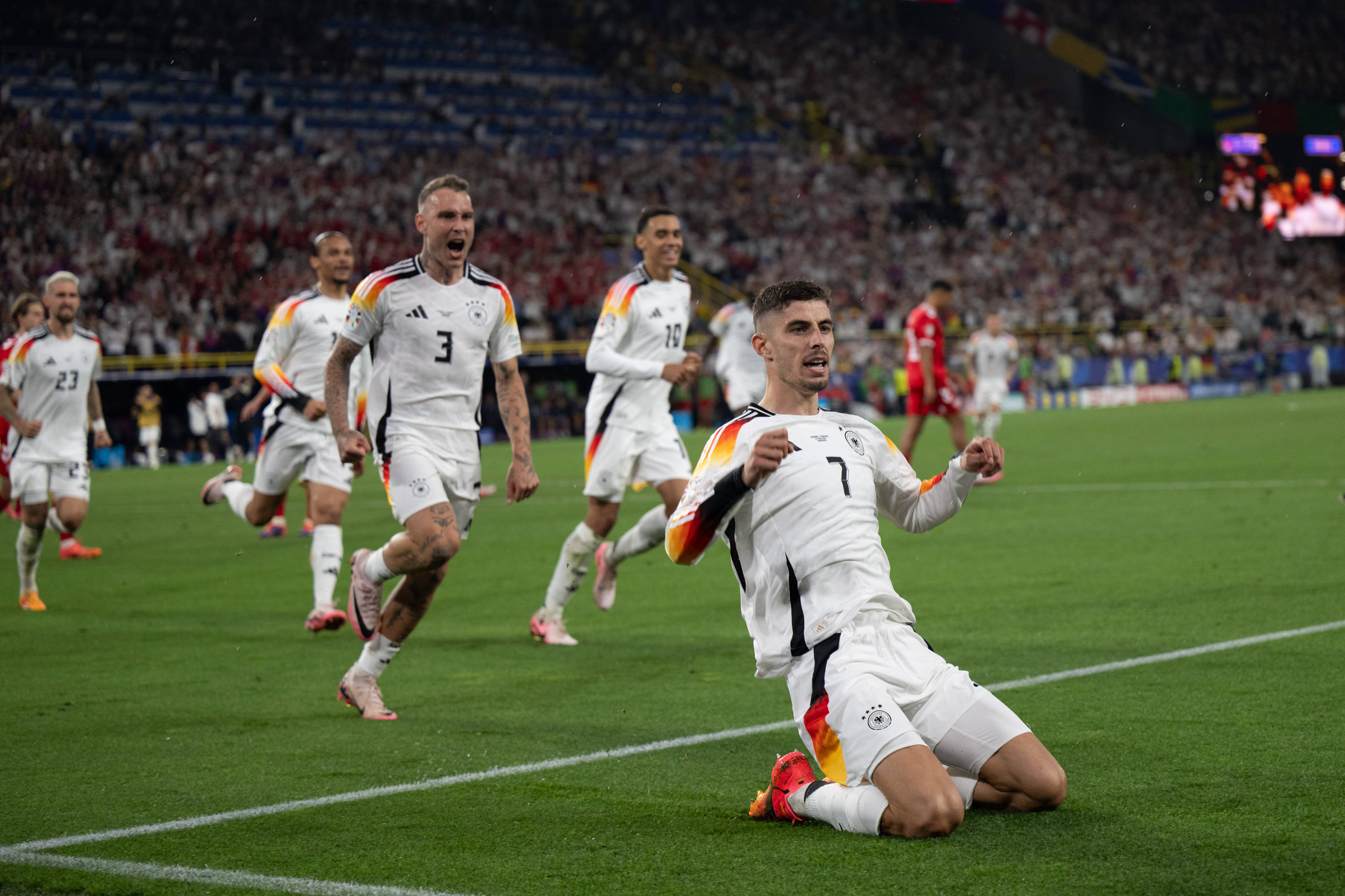 德国队积极备战，意气风发的简单介绍