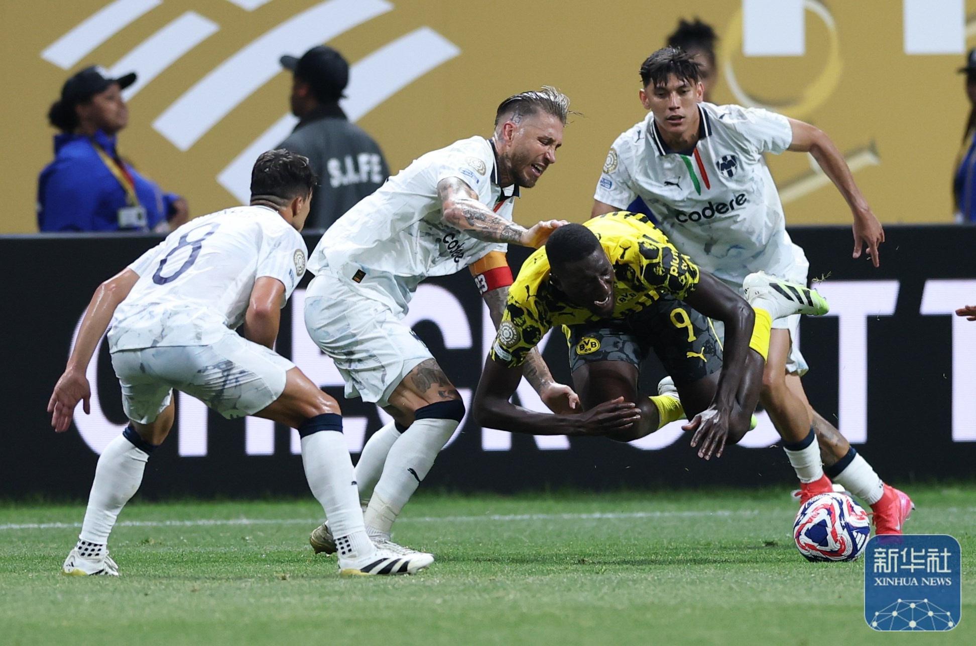 多特蒙德主力受伤，或将缺席未来几场比赛的简单介绍