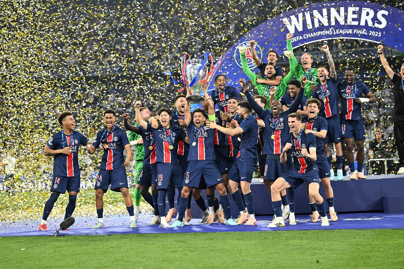 曼城力擒拜仁！豪取欧冠八强资格