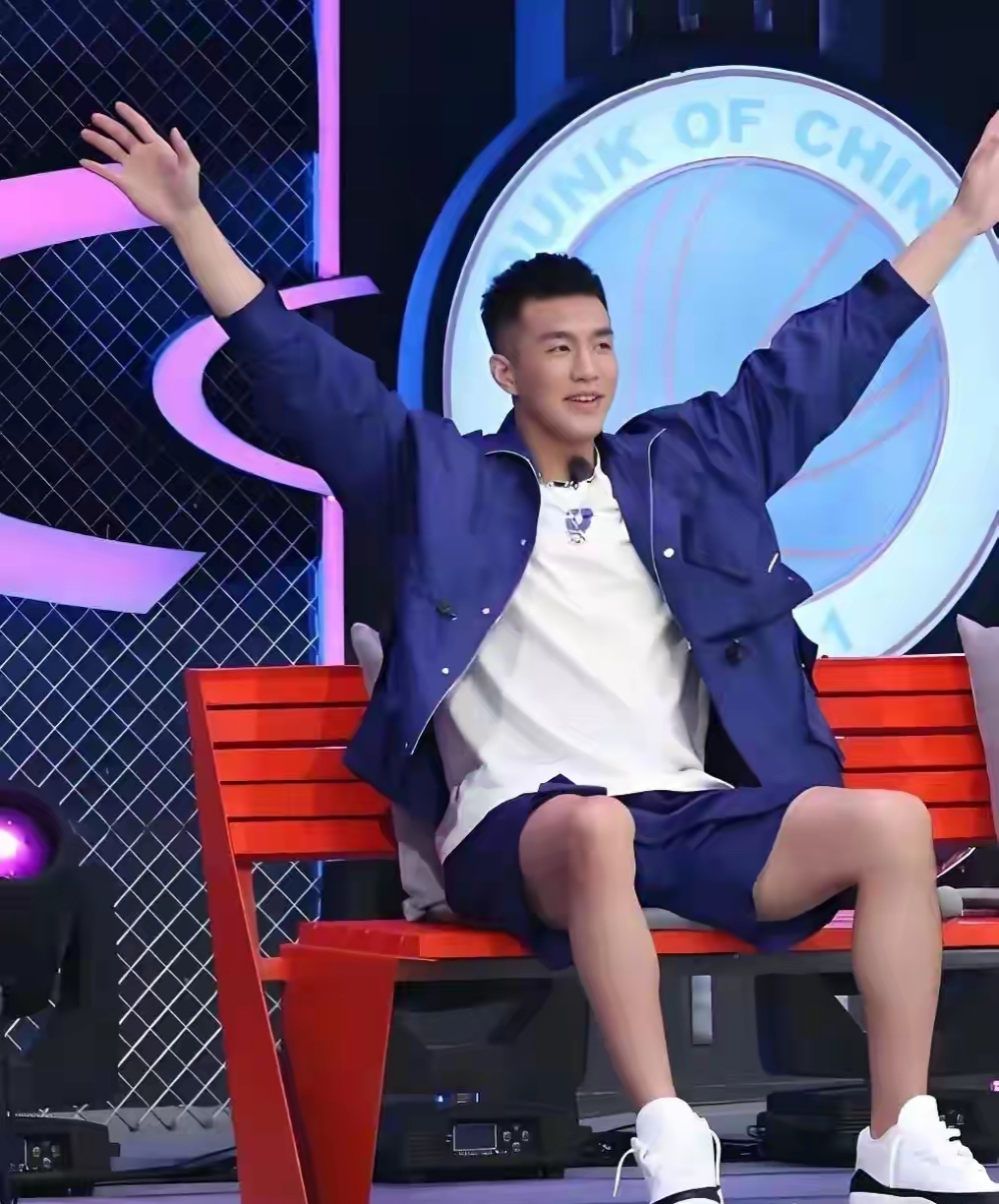 山西队力克骑士,郭艾伦带队取胜 山西队力克骑士,郭艾伦带队取胜