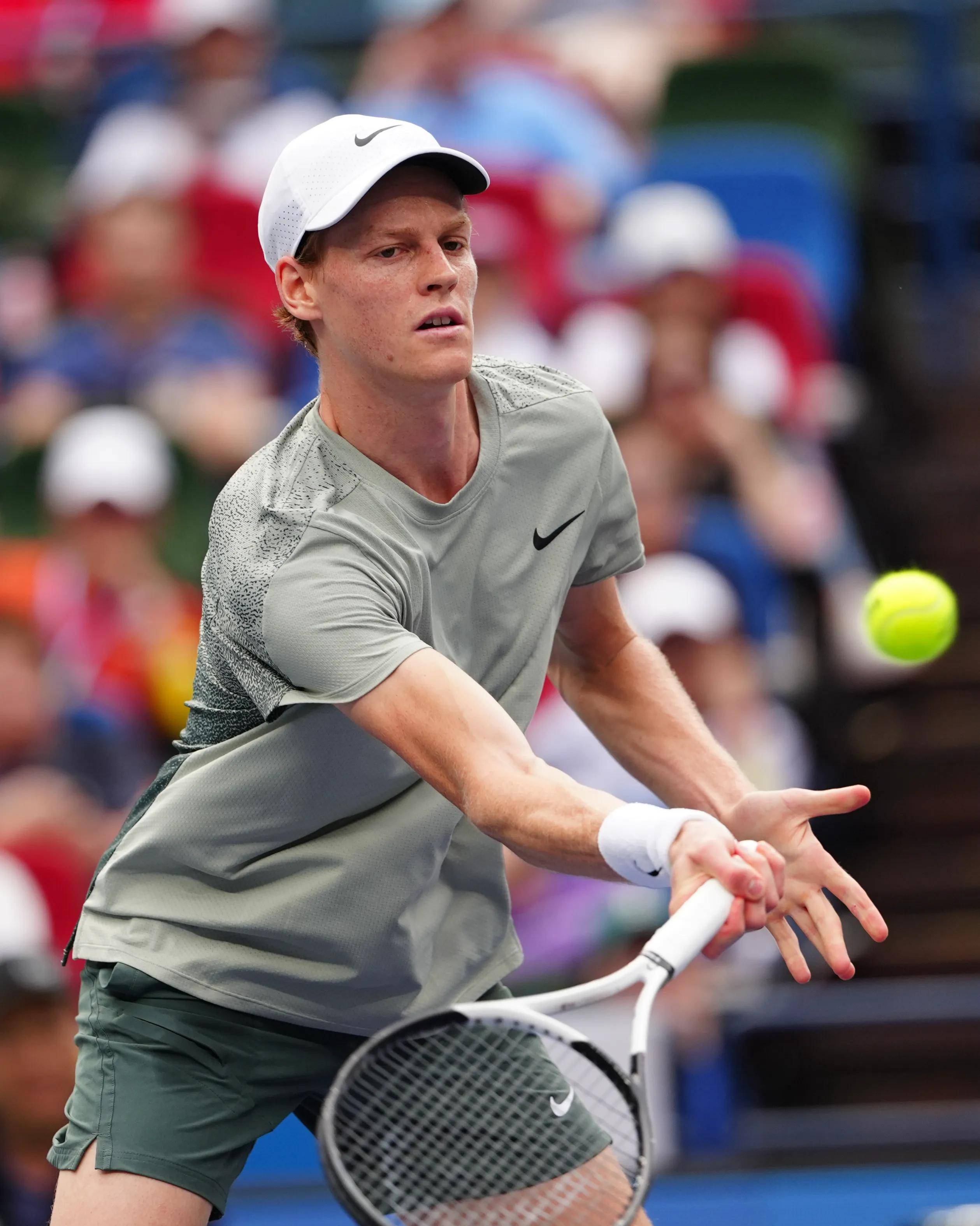 美网逆转拉沃尔杯，辛纳统治全场