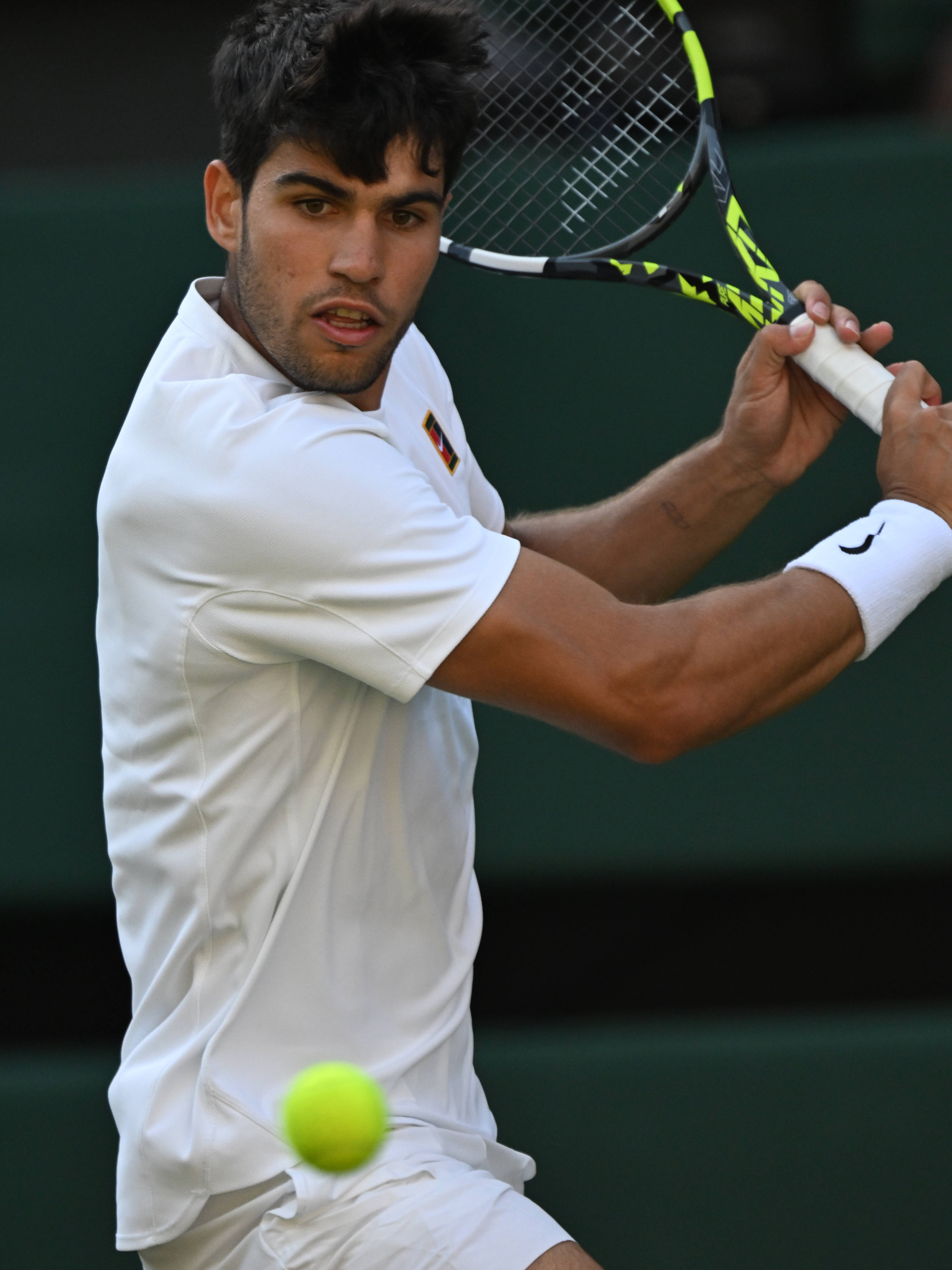 关于澳网横扫温网，阿尔卡拉斯惊艳四座的信息