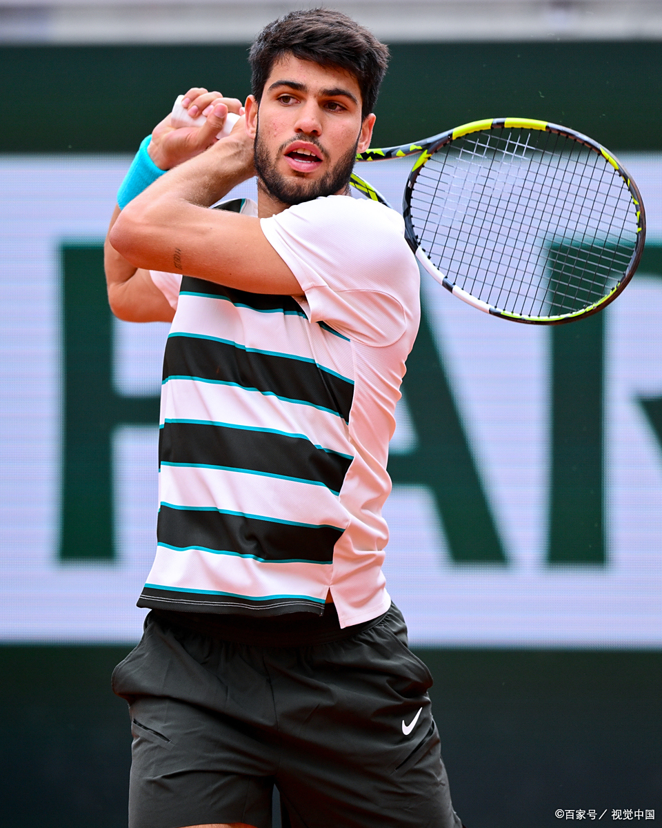 关于戴维斯杯翻盘ATP总决赛，阿尔卡拉斯高光表现的信息